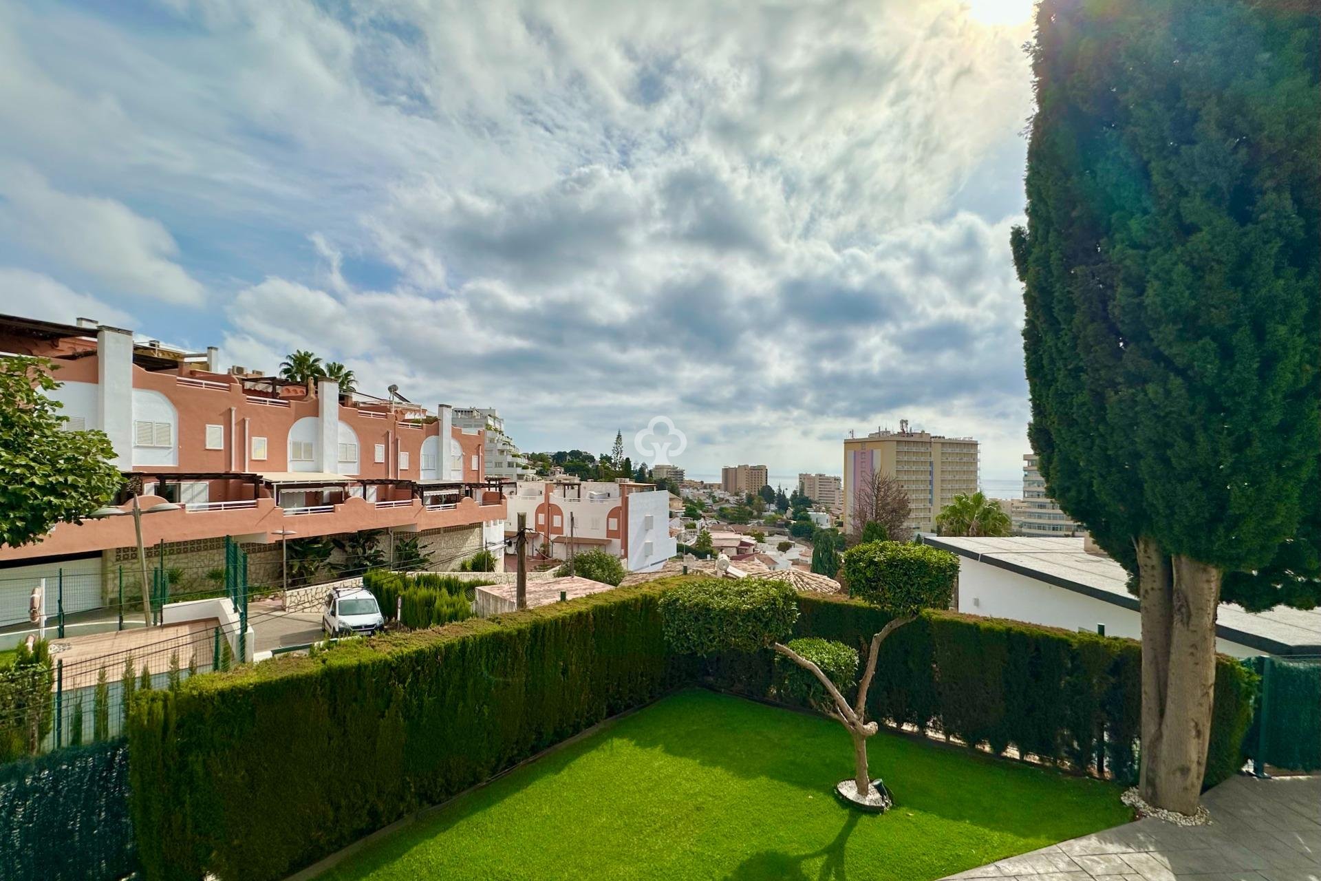 Wiederverkauf - Casa -
Fuengirola - Los Pacos