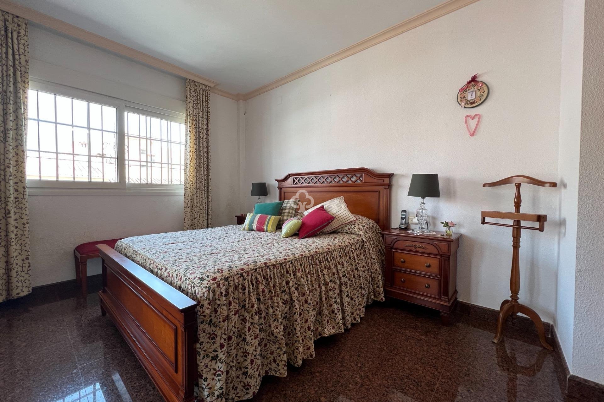 Wiederverkauf - Chalet -
Fuengirola - Centro