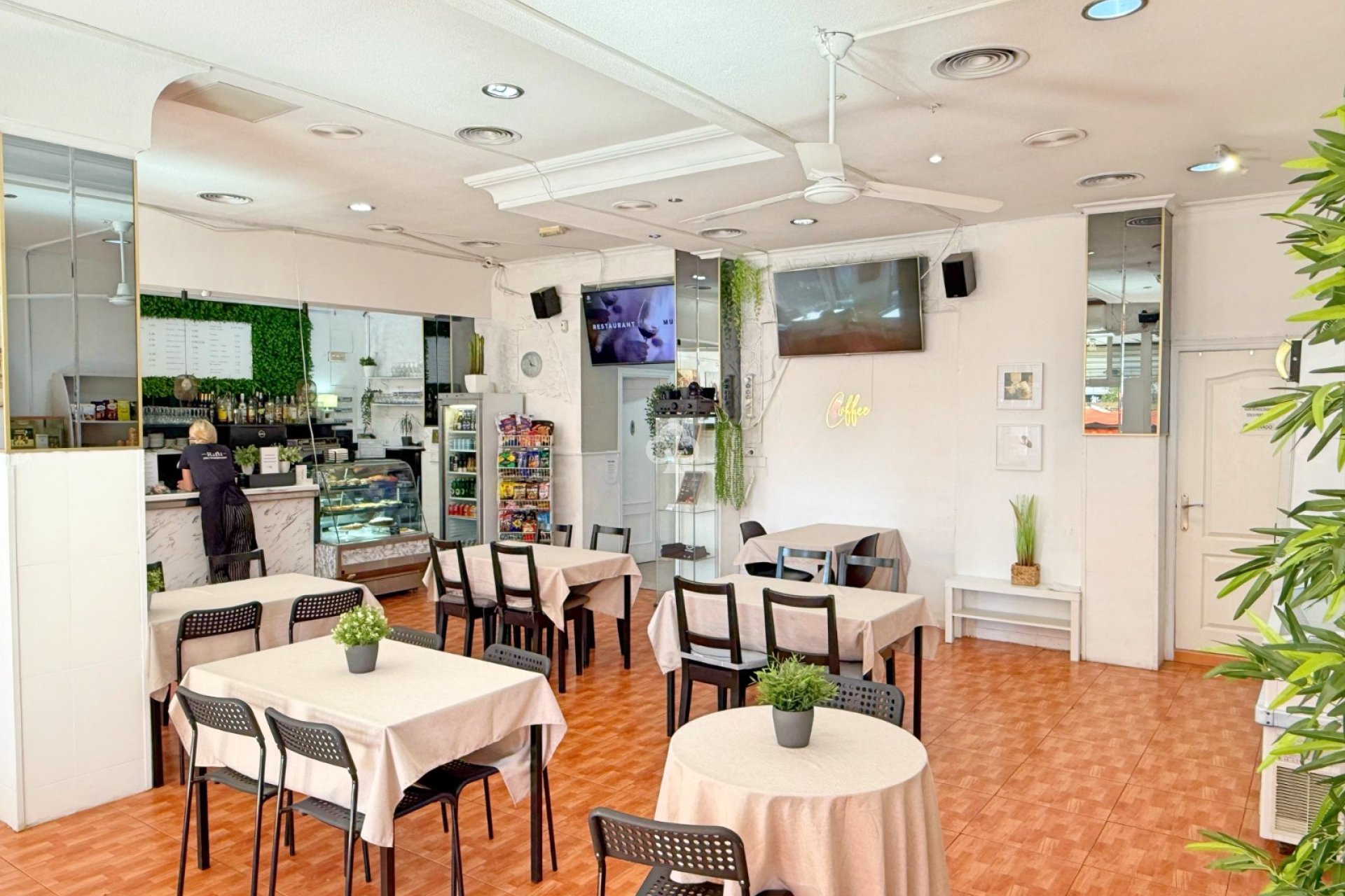 Wiederverkauf - Kommerziell -
Torrevieja - El Acequión - Los Náufragos