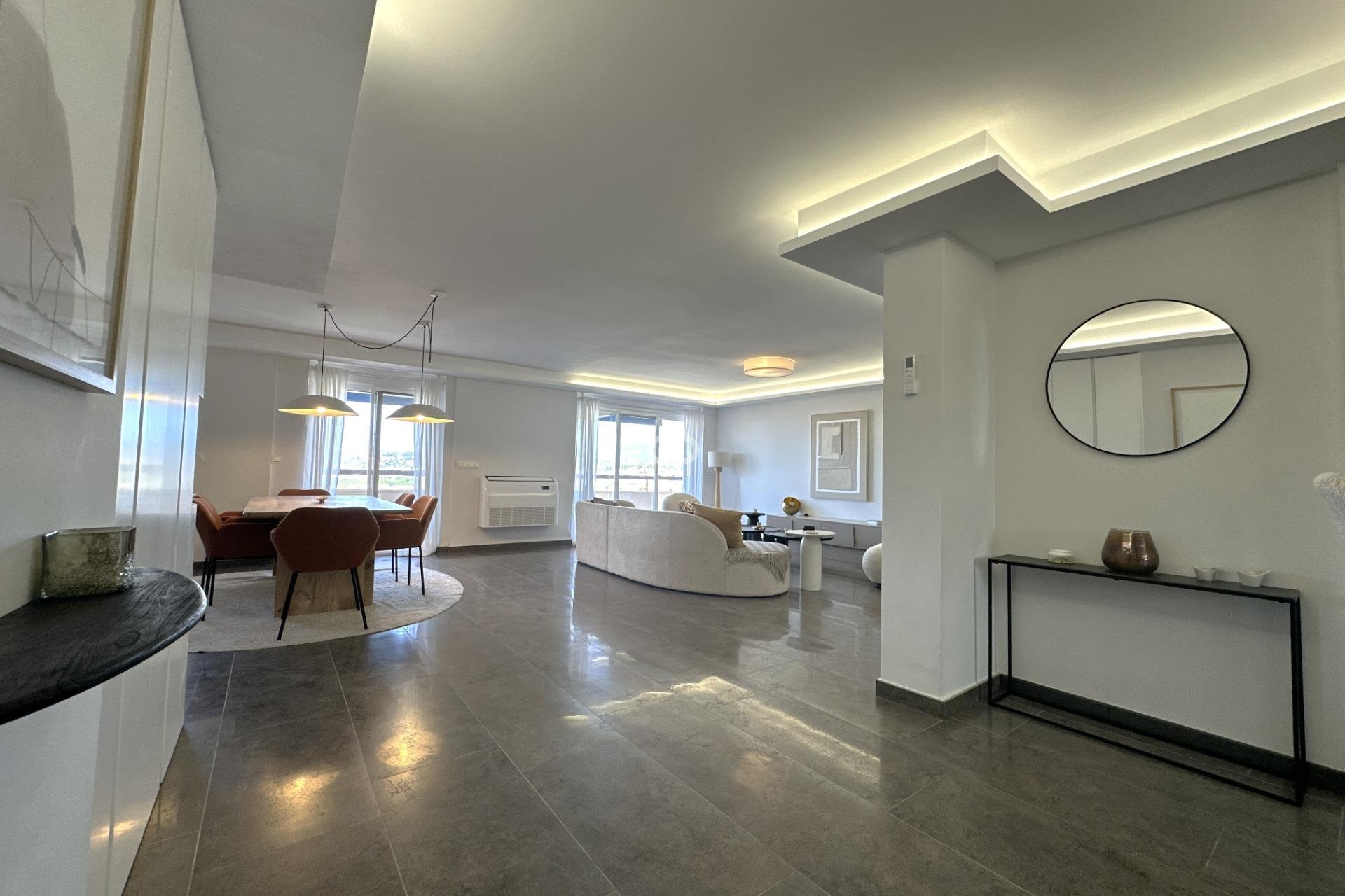 Wiederverkauf - Piso -
Fuengirola - Los Pacos