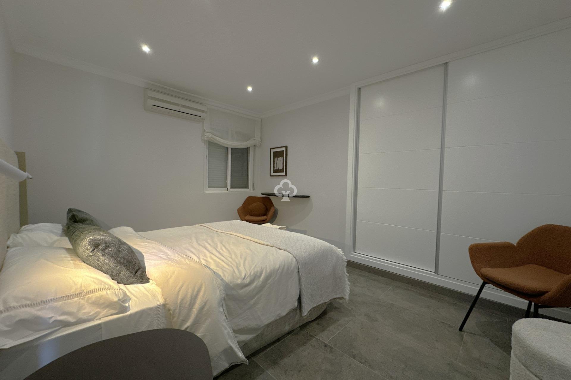 Wiederverkauf - Piso -
Fuengirola - Los Pacos