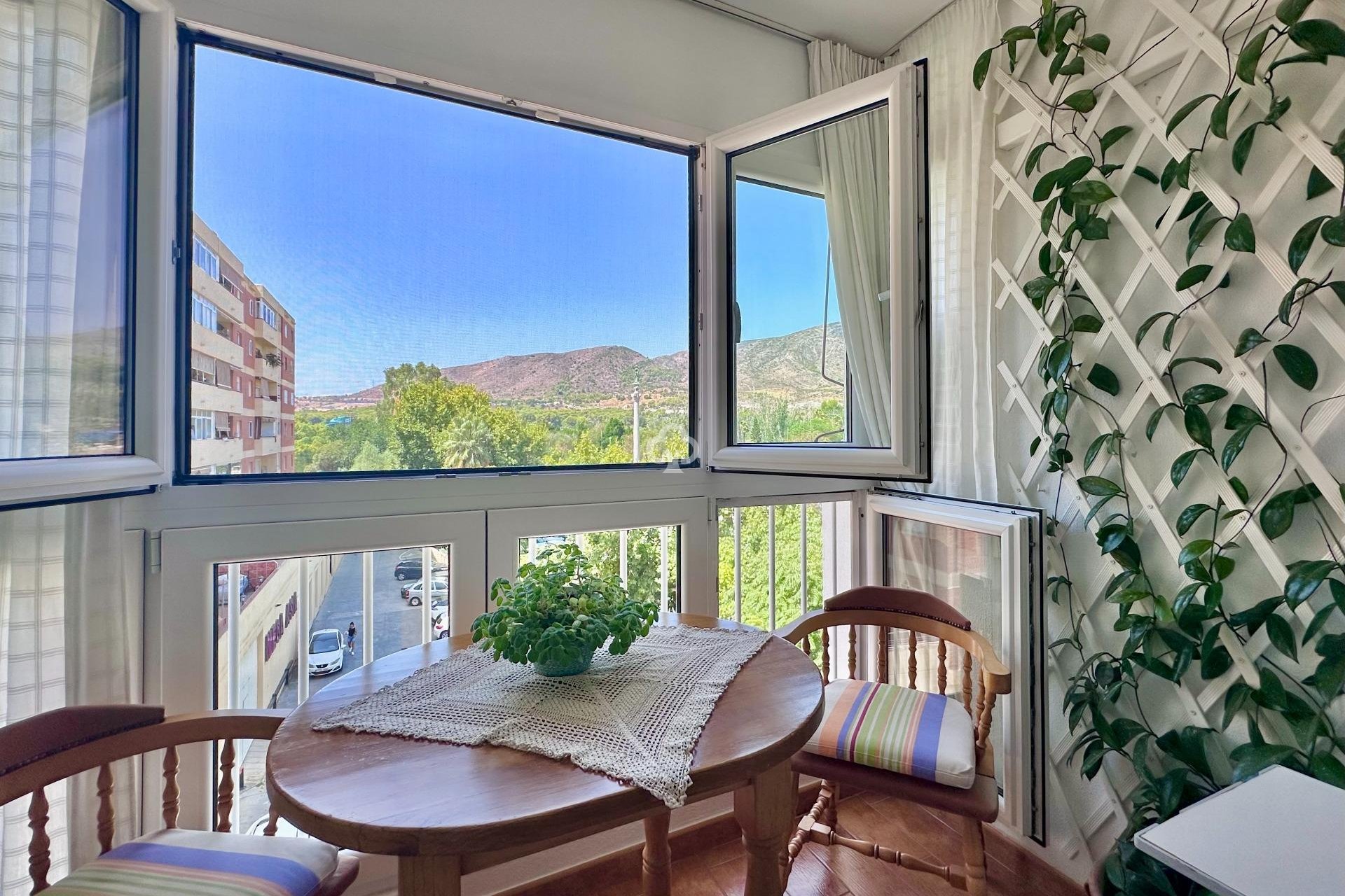 Wiederverkauf - Piso -
Torremolinos - El Pinar - Palacio de Congresos