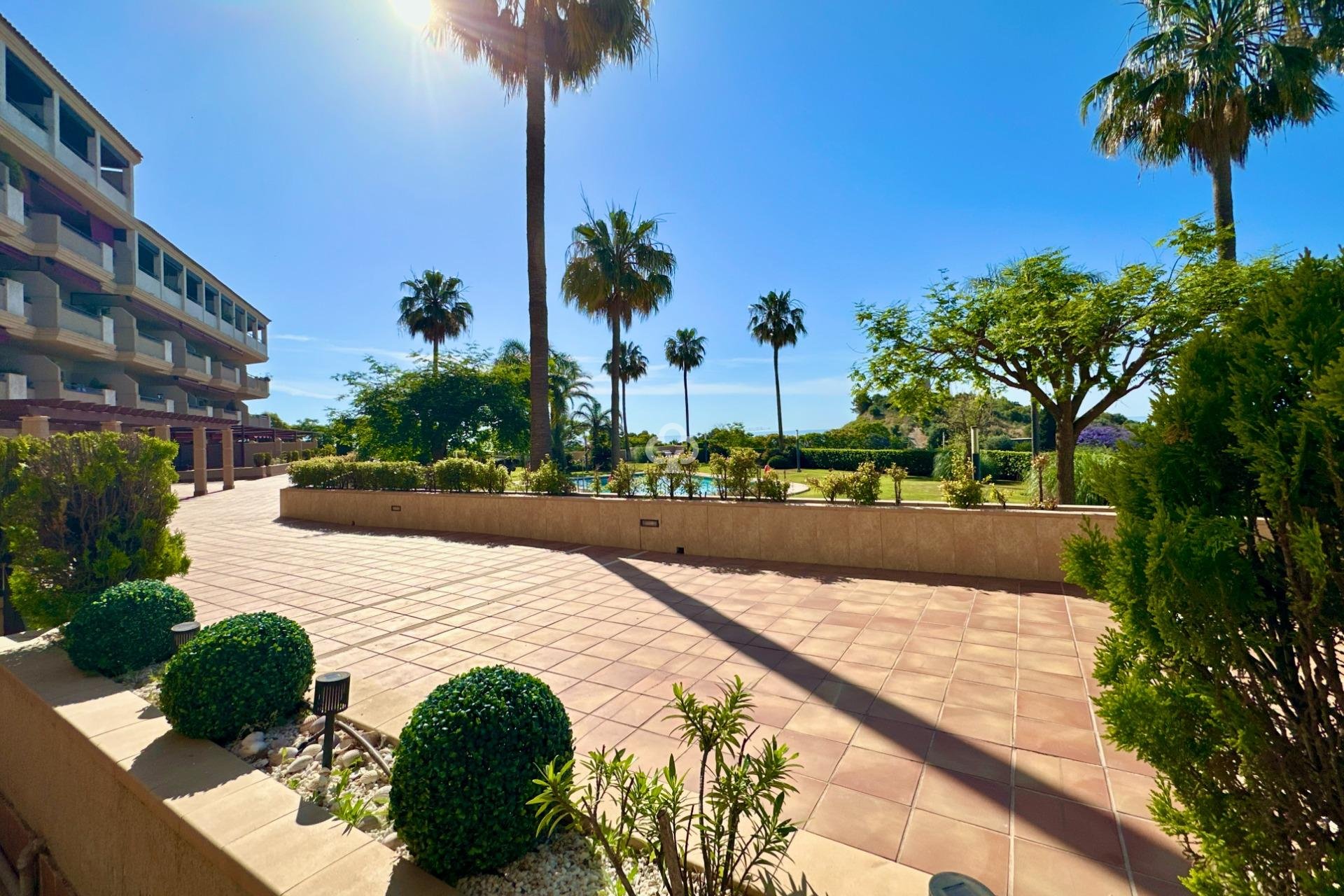 Wiederverkauf - Planta baja -
Fuengirola - Los Pacos