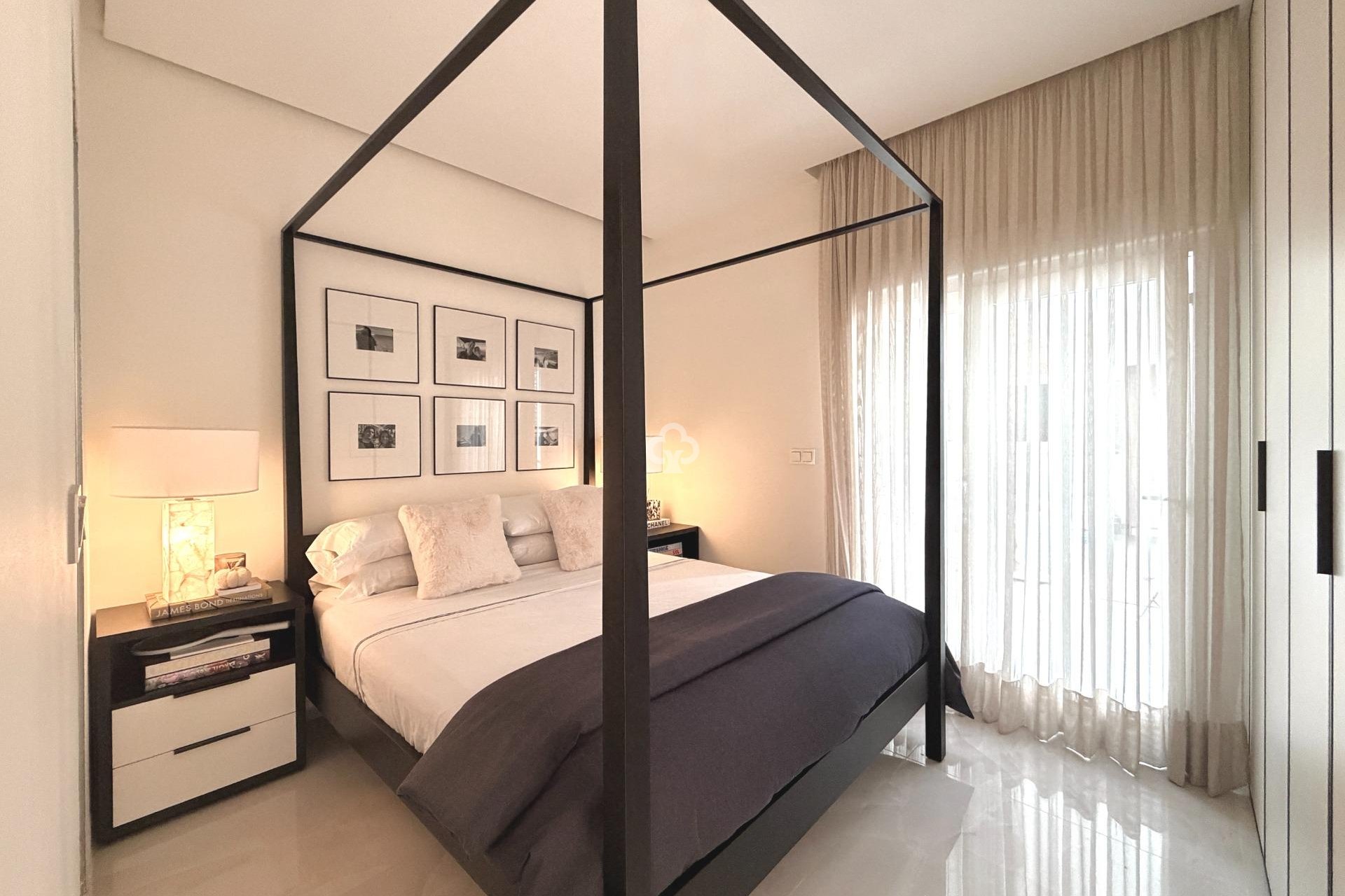 Wiederverkauf - Stadthaus -
Fuengirola - 2ª Línea de playa