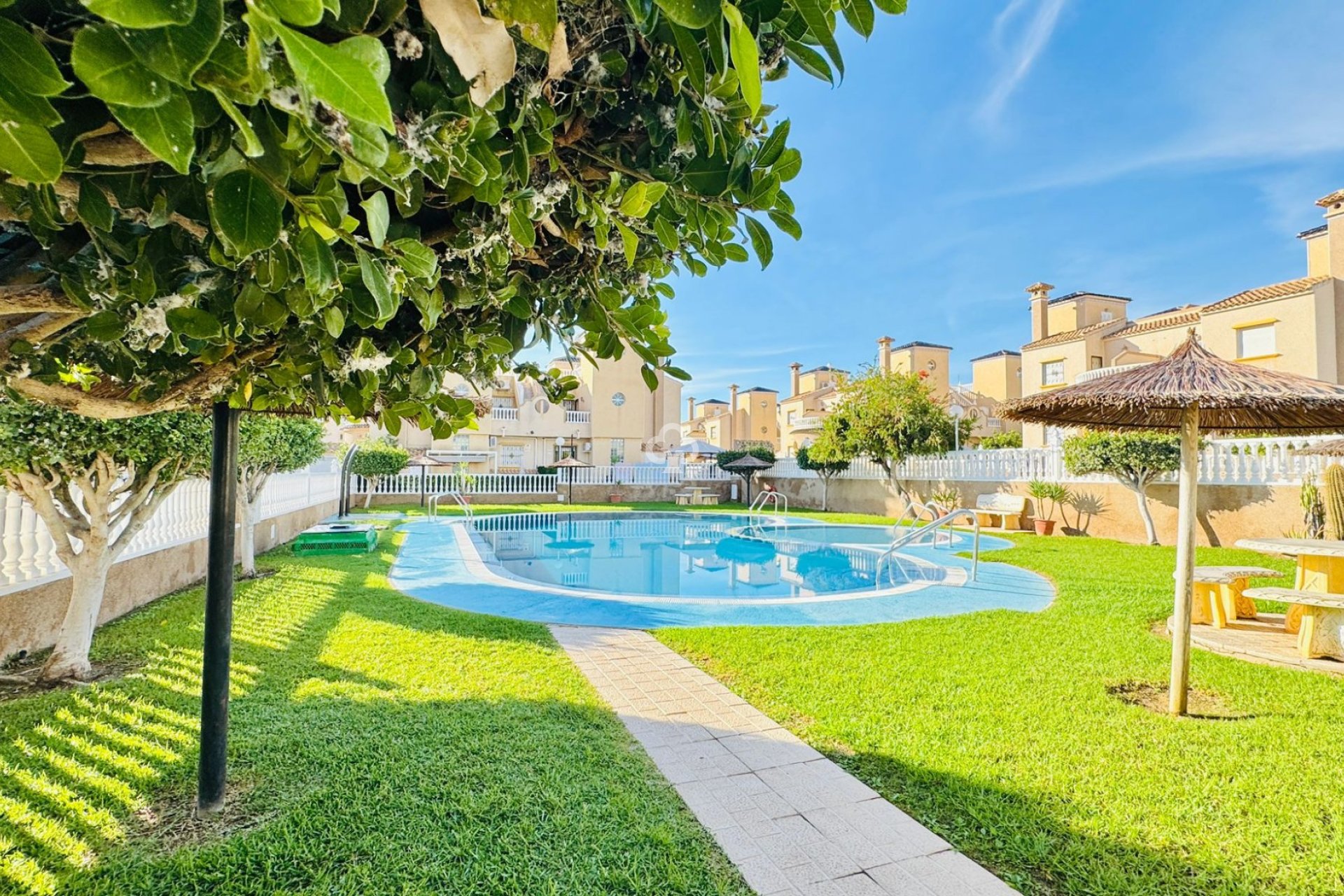 Wiederverkauf - Stadthaus -
Orihuela Costa - Dehesa de campoamor