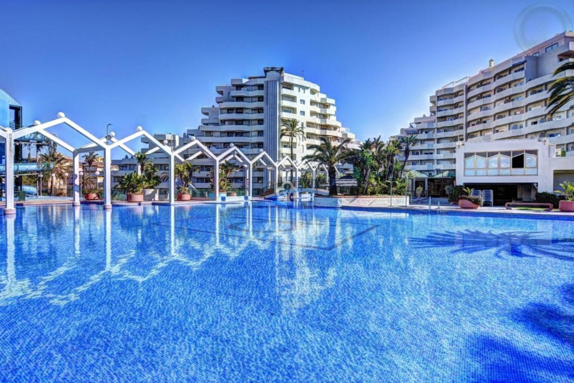 Wiederverkauf - Studie -
Benalmádena - Parque de la Paloma