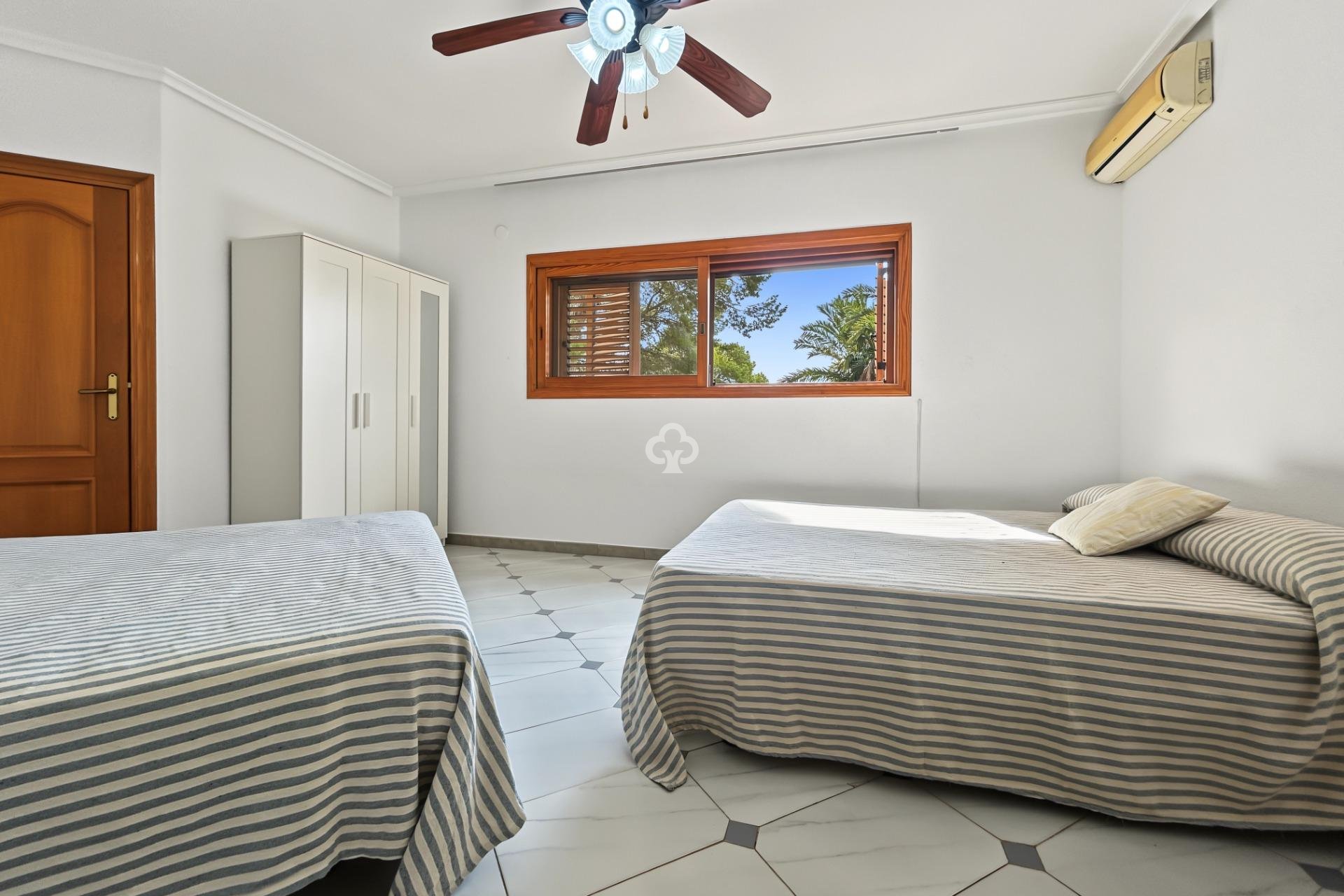 Wiederverkauf - Villa -
Orihuela Costa - Campoamor