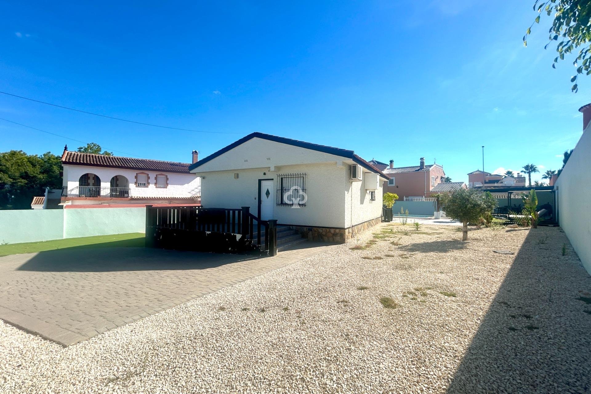 Wiederverkauf - Villa -
Pilar de la Horadada - Pinar de Campoverde