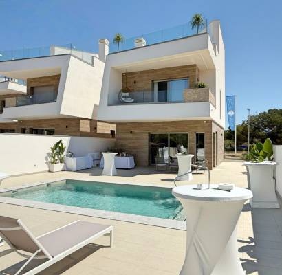 VISTA AZUL XXXV LO ROMERO GOLF VILLAS