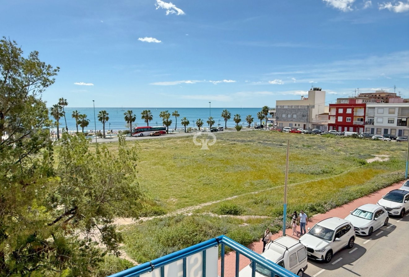 Resale - Apartament -
Torrevieja - El Acequión - Los Náufragos