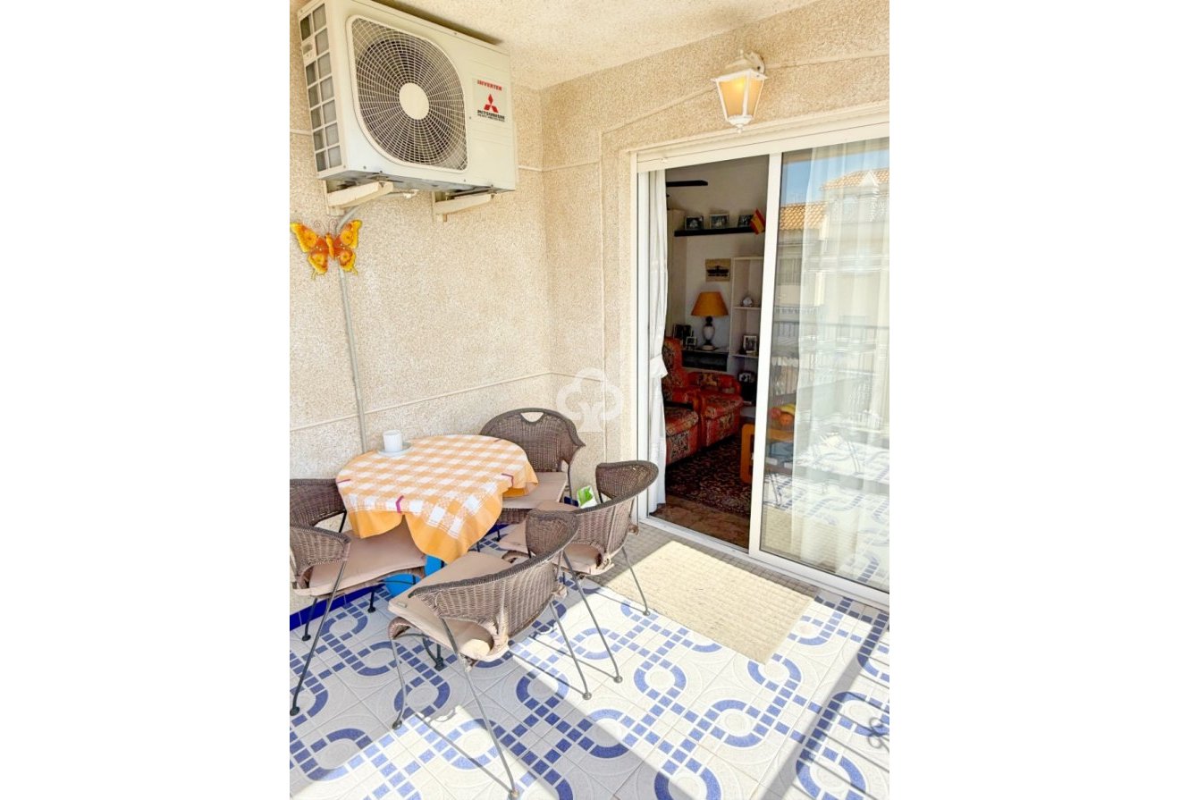 Resale - Apartament -
Torrevieja - El Acequión - Los Náufragos
