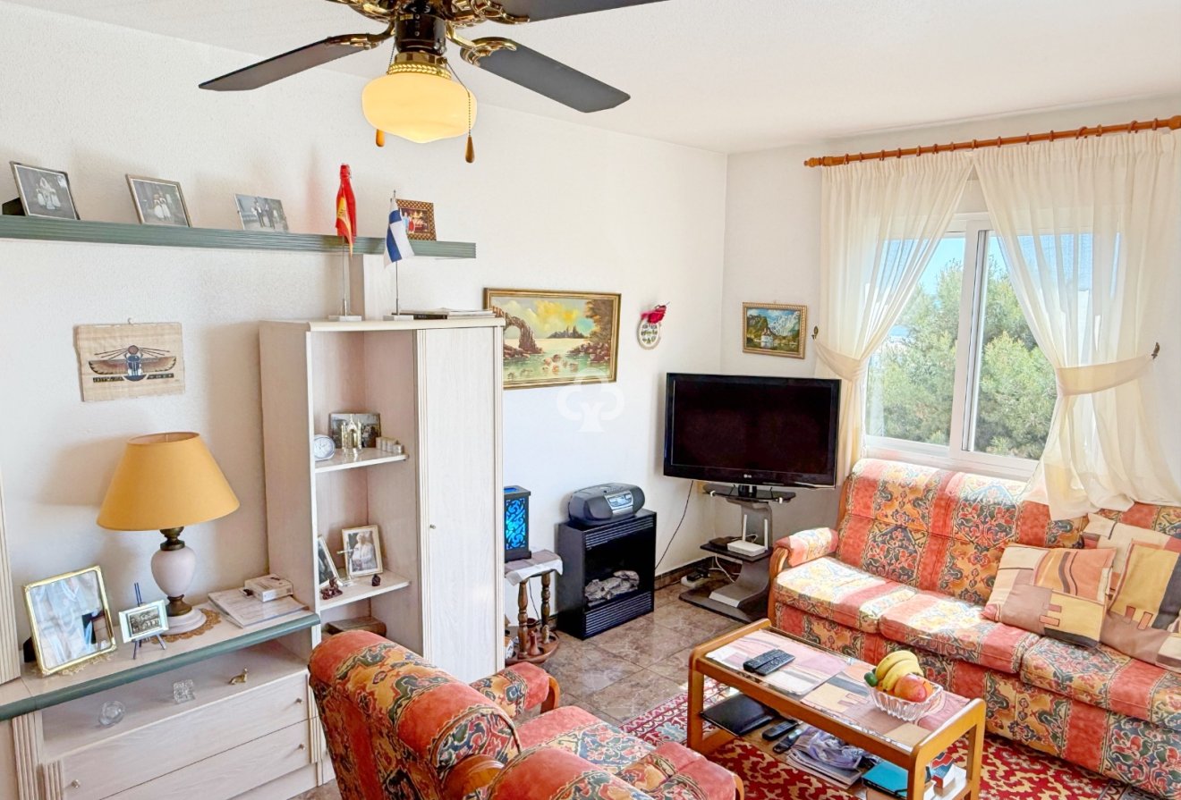 Resale - Apartament -
Torrevieja - El Acequión - Los Náufragos