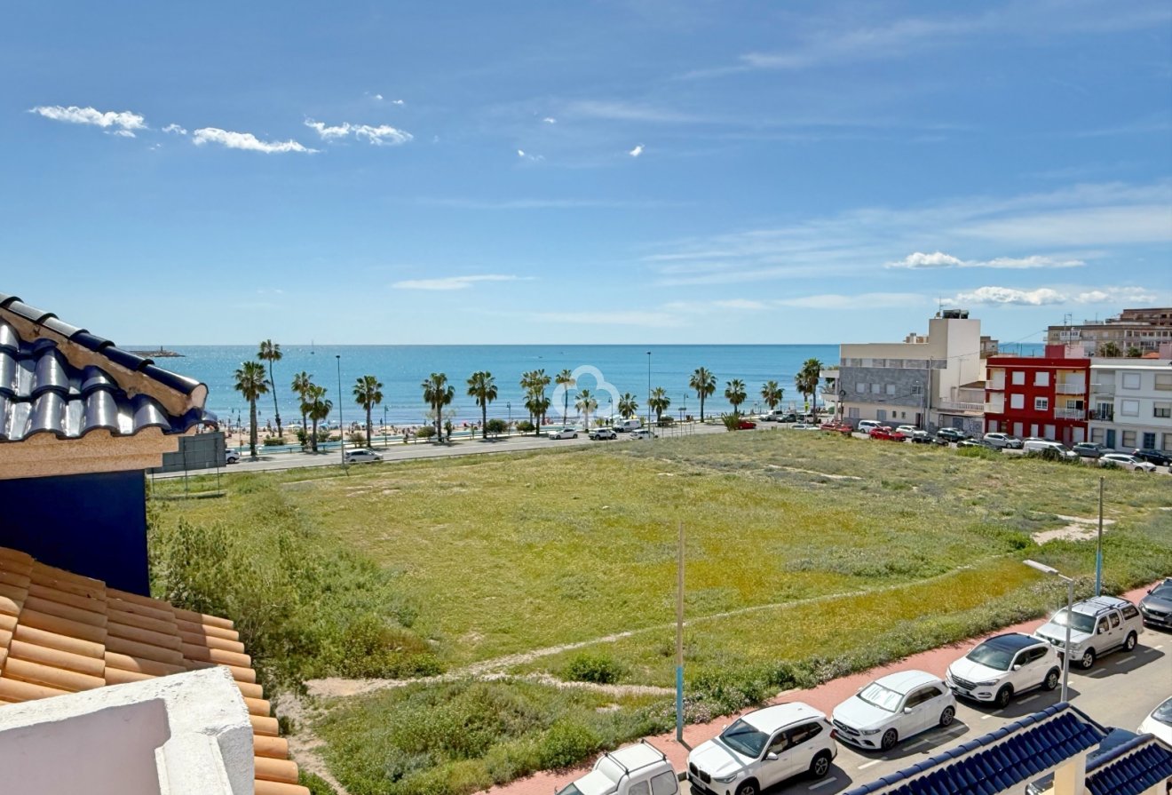Resale - Apartament -
Torrevieja - El Acequión - Los Náufragos