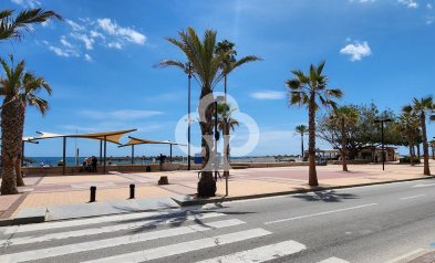 Resale - Apartament -
Fuengirola - Playa de los Boliches