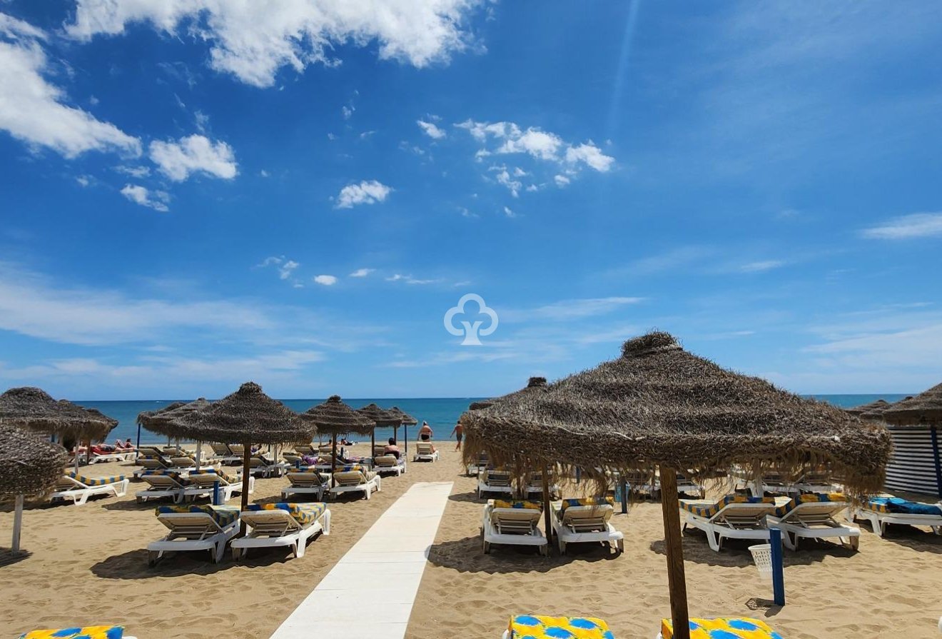 Resale - Apartament -
Fuengirola - Playa de los Boliches