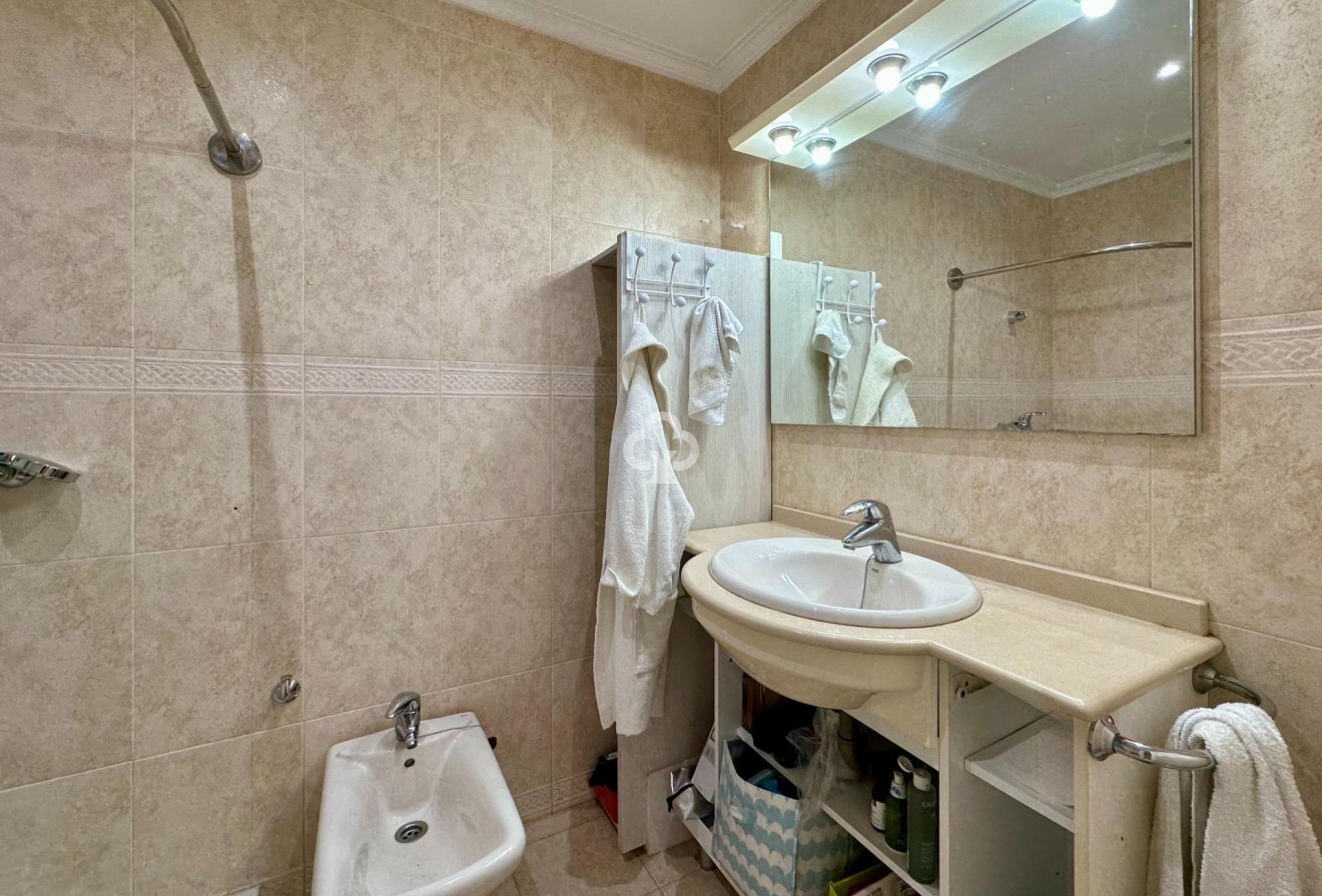 Resale - Apartament -
Fuengirola - Los Boliches