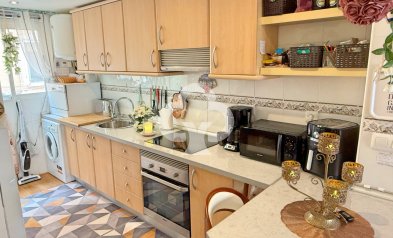 Reventa - Apartamento / piso -
Torrevieja - El Acequión - Los Náufragos