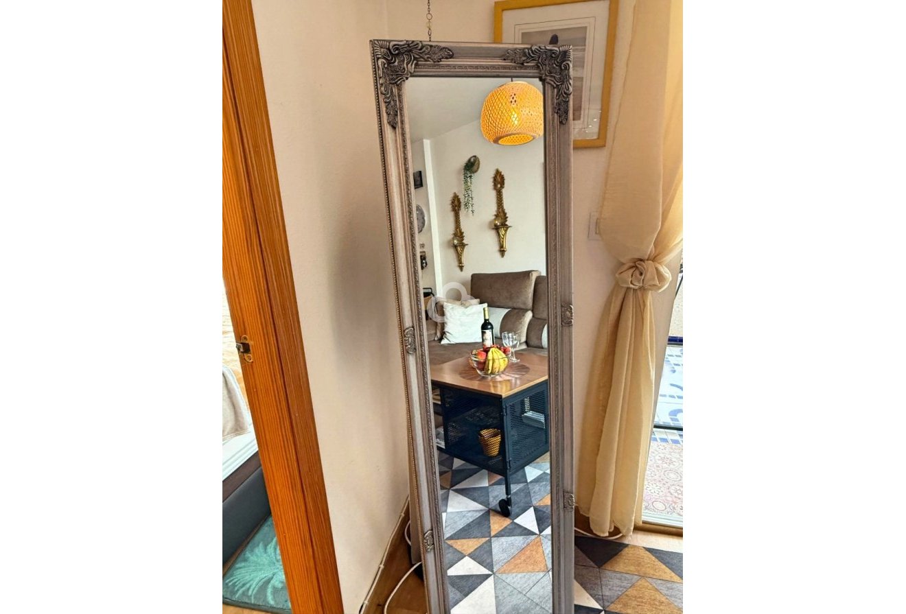 Reventa - Apartamento / piso -
Torrevieja - El Acequión - Los Náufragos