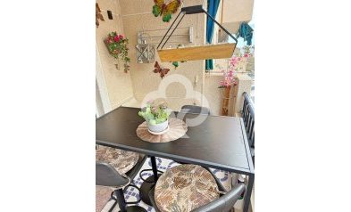 Reventa - Apartamento / piso -
Torrevieja - El Acequión - Los Náufragos