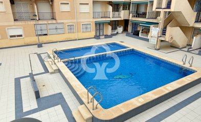 Reventa - Apartamento / piso -
Torrevieja - El Acequión - Los Náufragos
