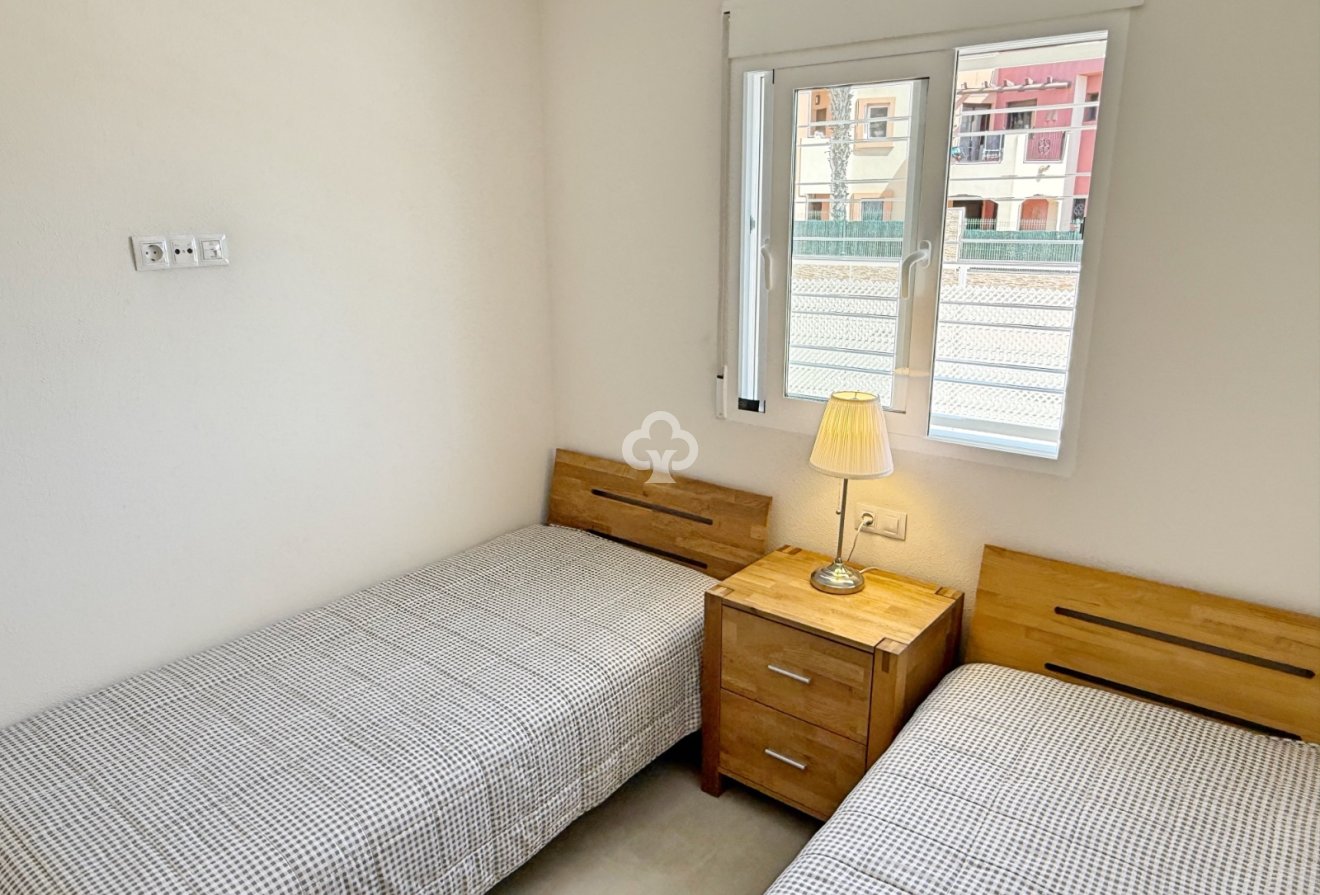 Resale - Bungalow -
Orihuela Costa - Punta Prima