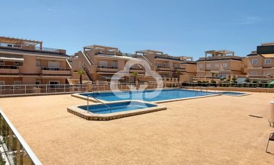 Resale - Bungalow -
Orihuela Costa - Punta Prima