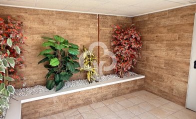 Resale - Bungalow -
Orihuela Costa - Punta Prima