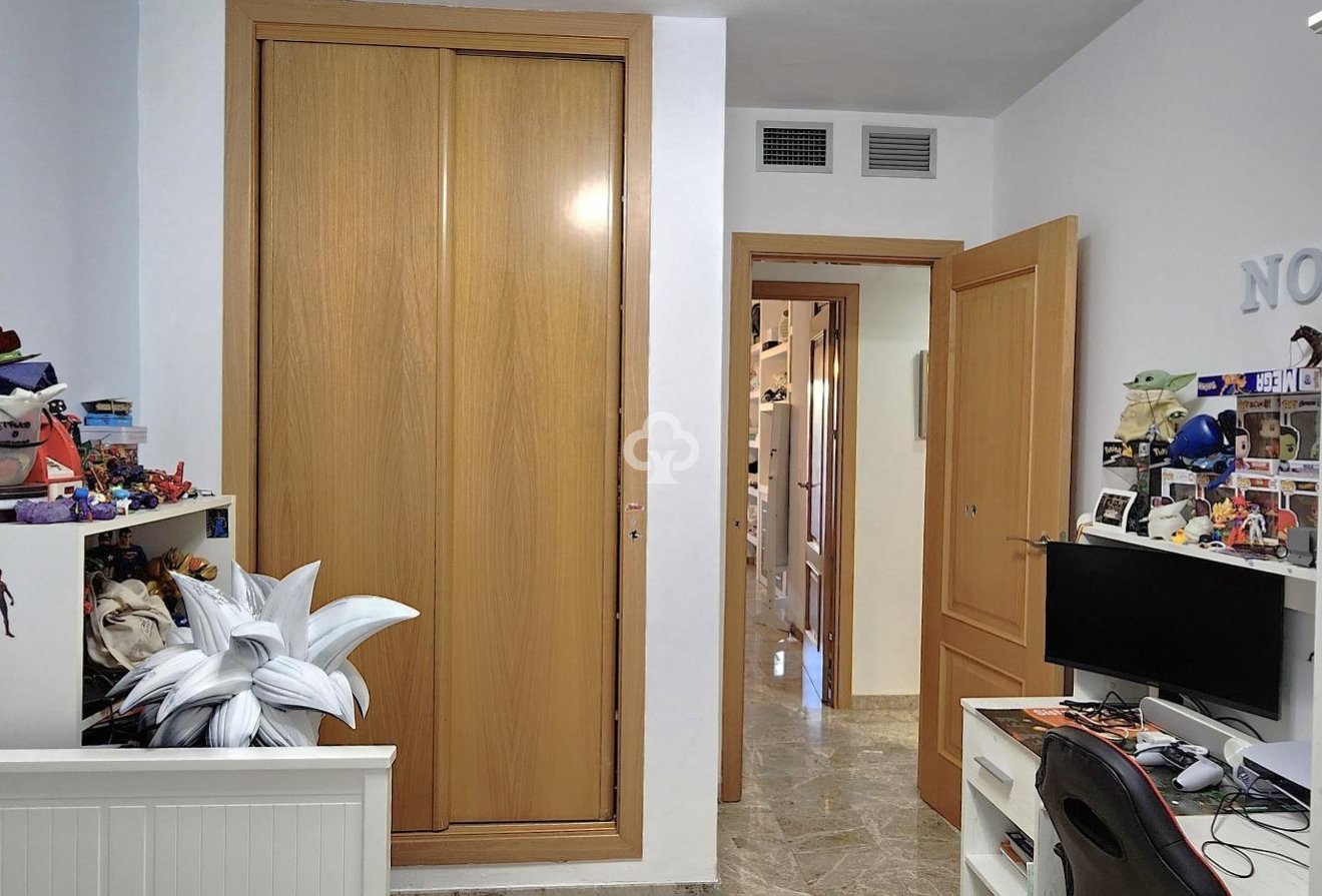 Resale - Piso -
Mijas - Las Flores