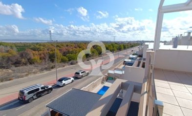 Resale - Chalet independiente -
Orihuela Costa - Villamartín