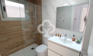 Resale - Chalet independiente -
Orihuela Costa - Villamartín