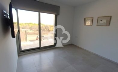 Resale - Chalet independiente -
Orihuela Costa - Villamartín