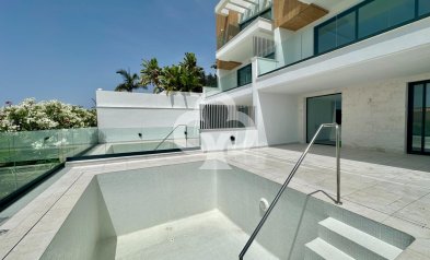 Resale - Semi-detached house -
Fuengirola - Los Pacos