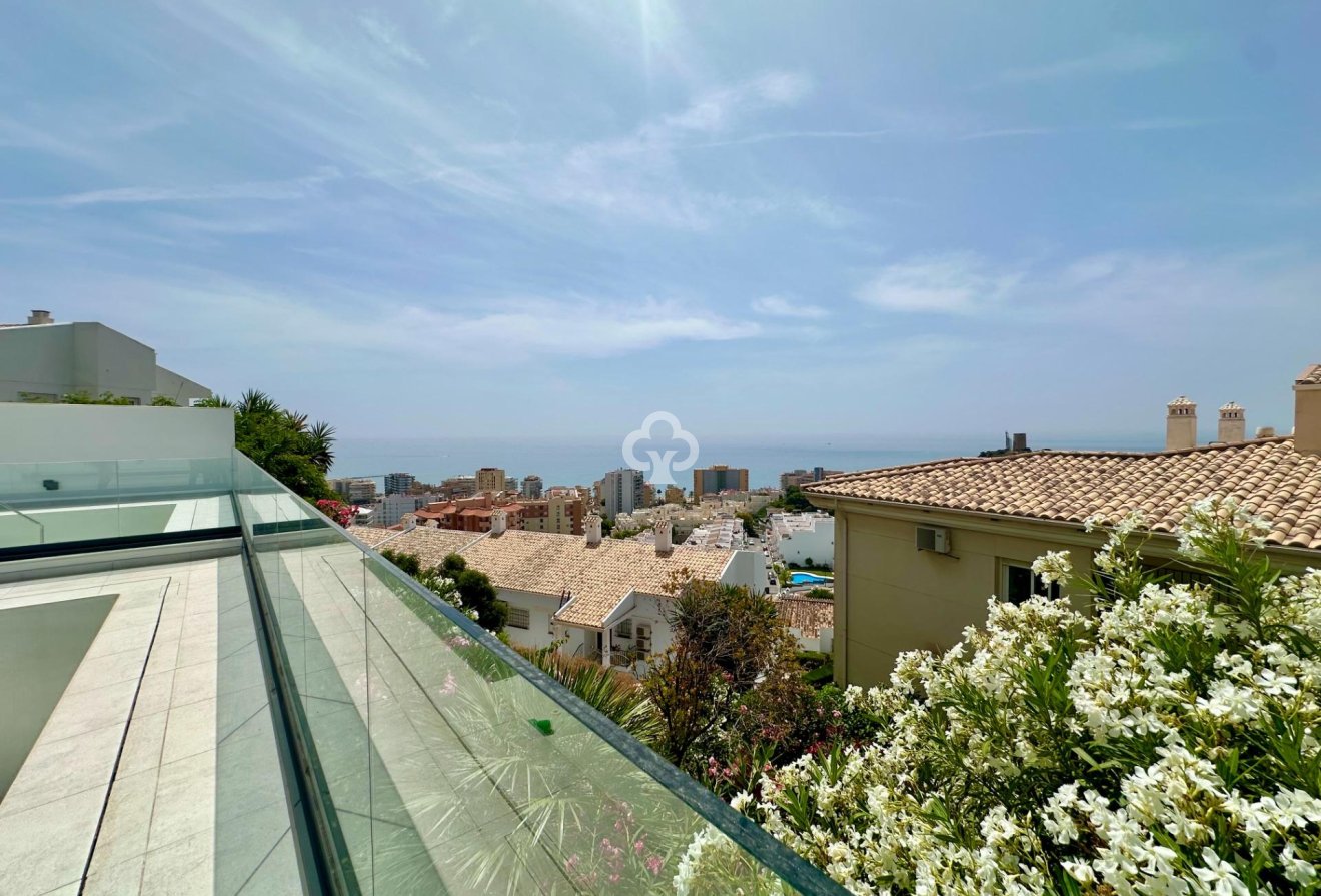 Resale - Semi-detached house -
Fuengirola - Los Pacos