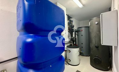 Resale - Semi-detached house -
Fuengirola - Los Pacos