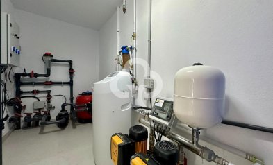 Resale - Semi-detached house -
Fuengirola - Los Pacos