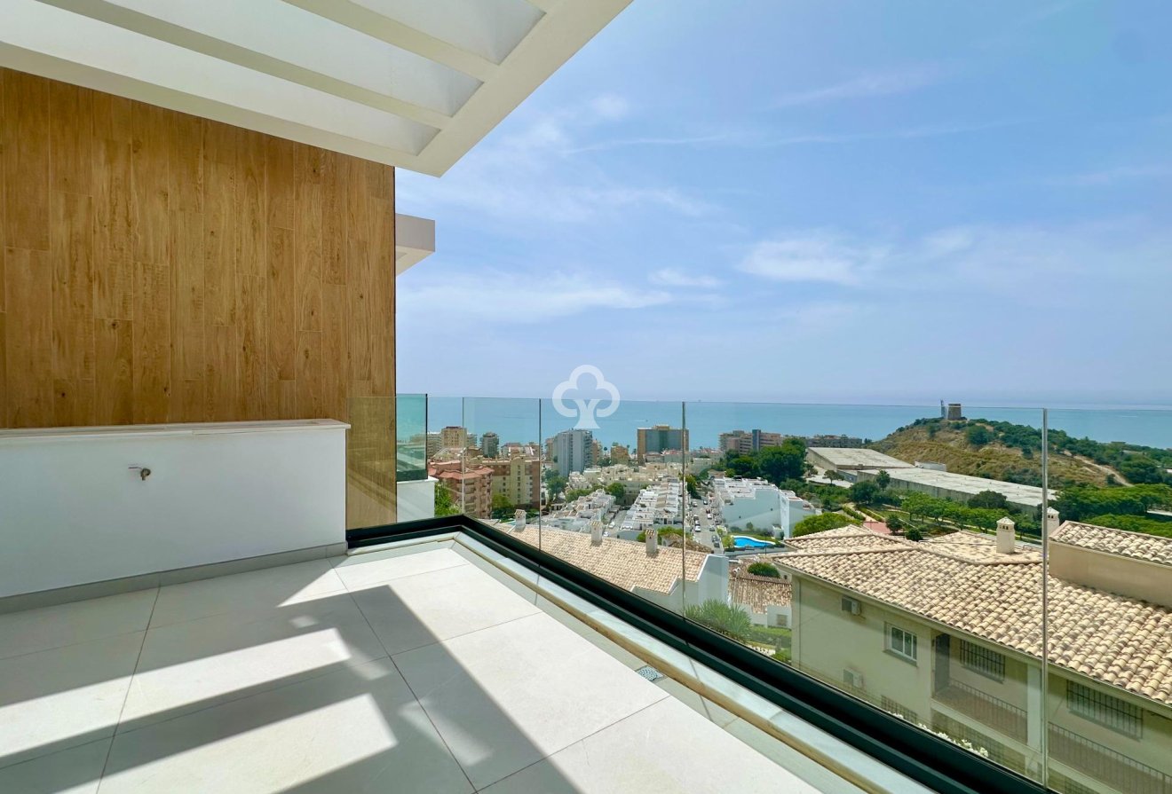 Resale - Semi-detached house -
Fuengirola - Los Pacos