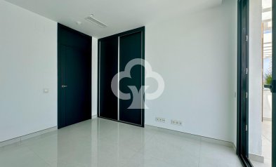 Resale - Semi-detached house -
Fuengirola - Los Pacos