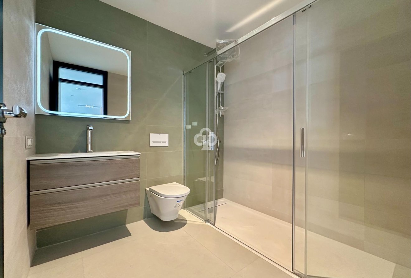 Resale - Semi-detached house -
Fuengirola - Los Pacos