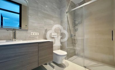 Resale - Semi-detached house -
Fuengirola - Los Pacos