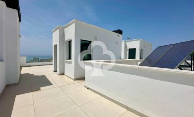 Resale - Semi-detached house -
Fuengirola - Los Pacos