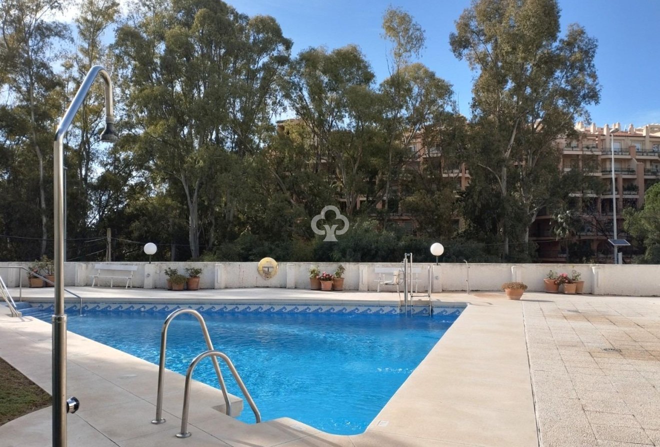 Resale - Apartament -
Fuengirola - Torreblanca del Sol