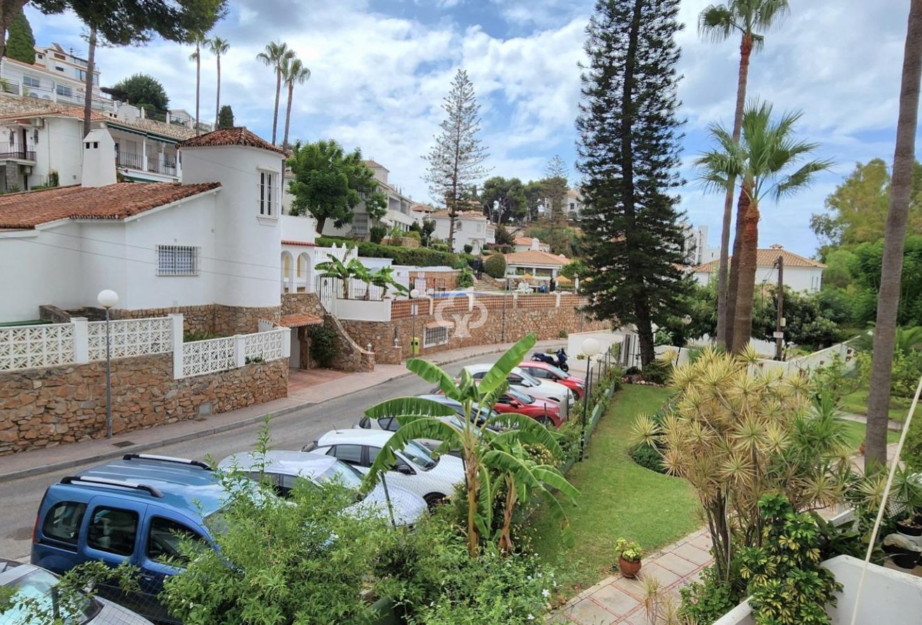 Resale - Apartament -
Fuengirola - Torreblanca del Sol