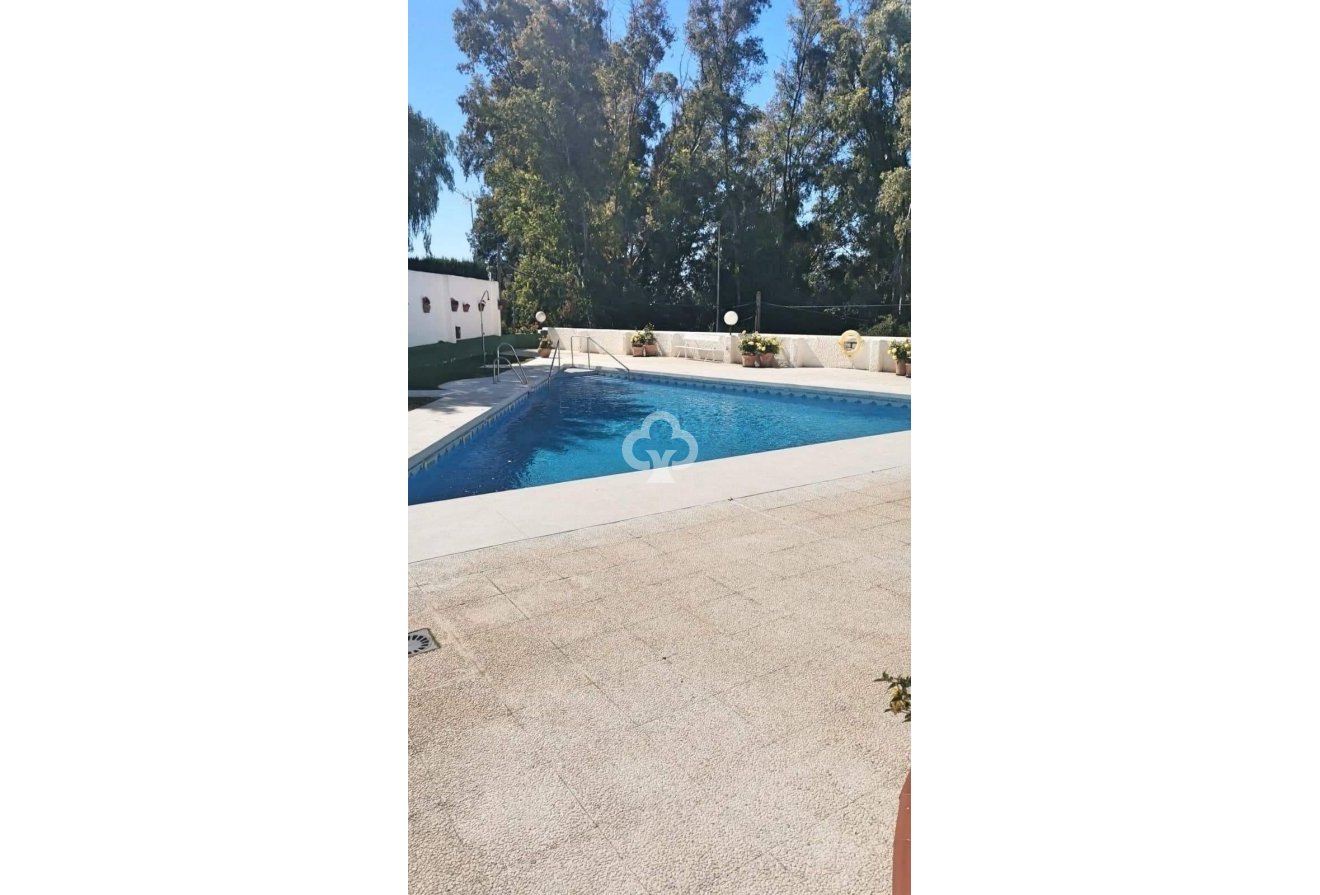 Resale - Apartament -
Fuengirola - Torreblanca del Sol