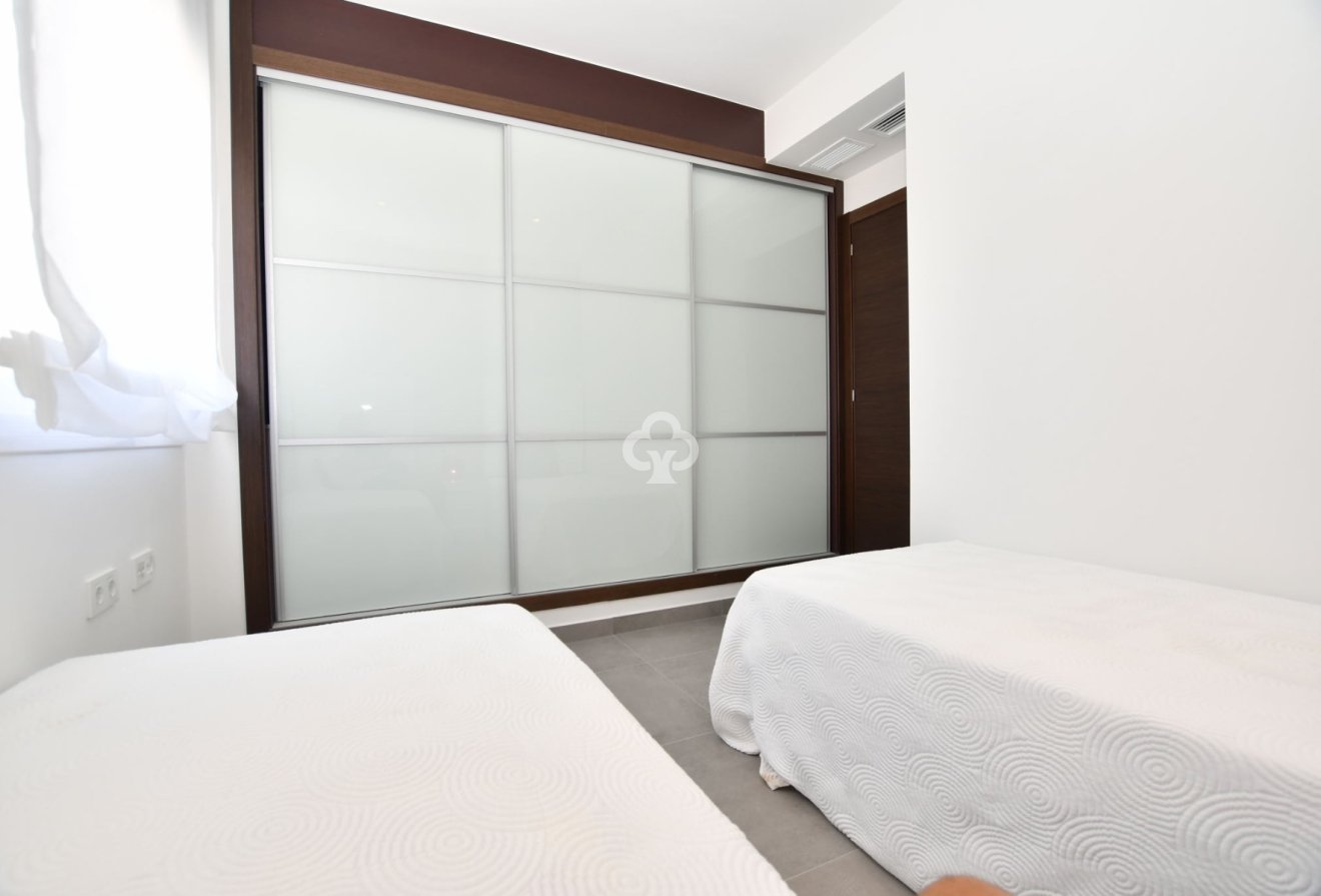 Neue Gebäude - Bungalow -
San Miguel de Salinas