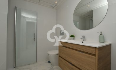 Neue Gebäude - Bungalow -
San Miguel de Salinas