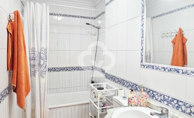 Wiederverkauf - Wohnung -
Torrevieja - Centro