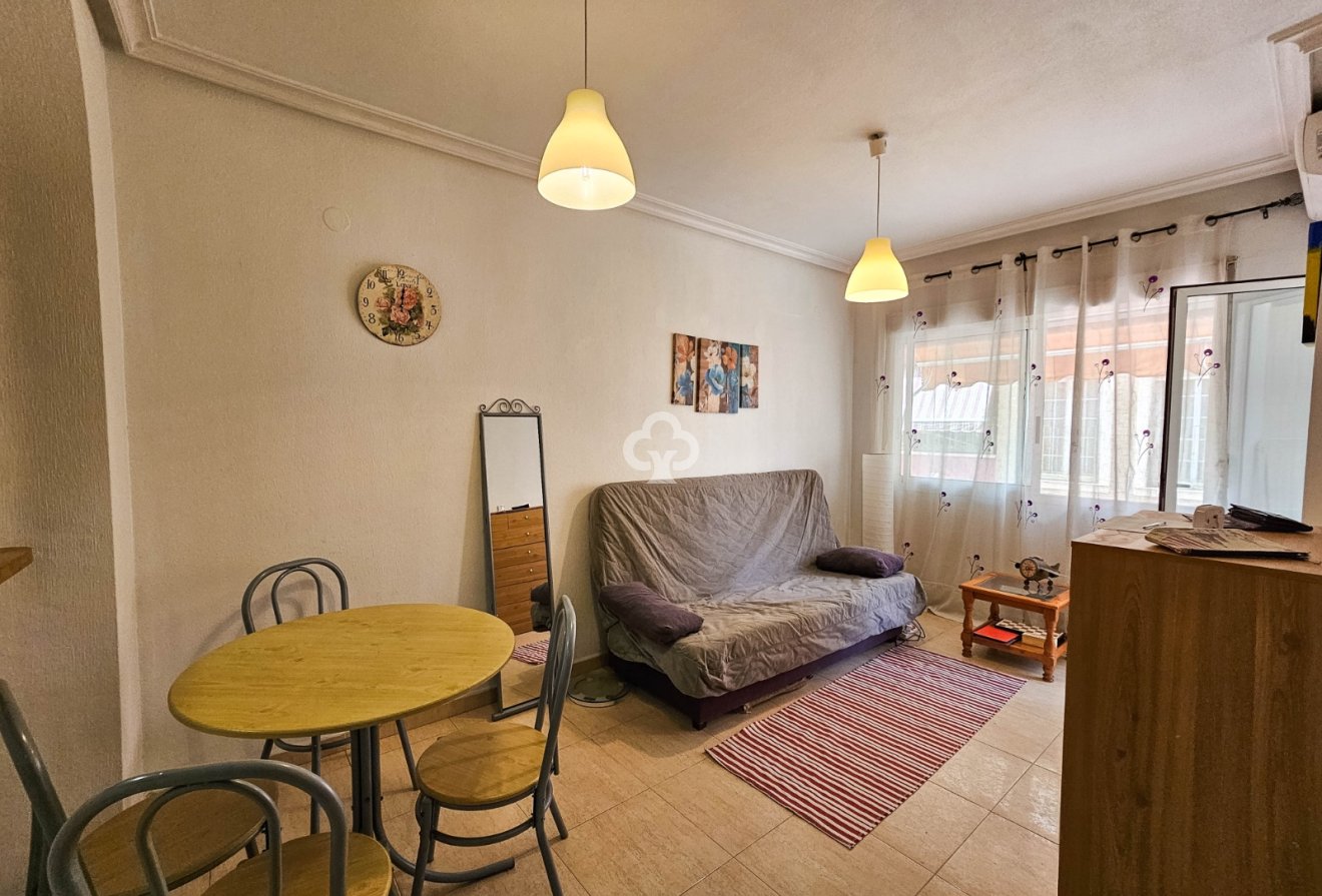 Wiederverkauf - Wohnung -
Torrevieja - Centro