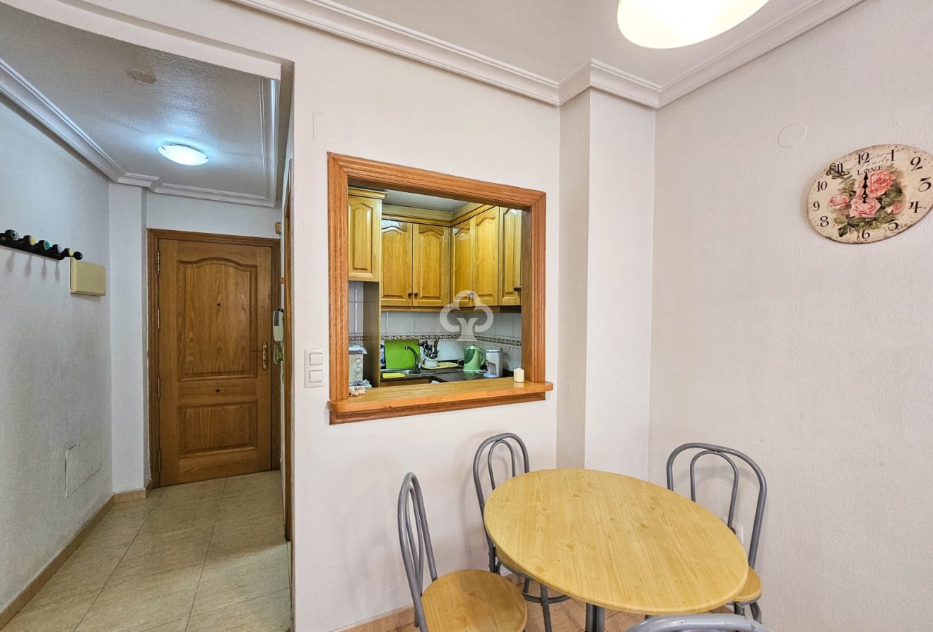 Wiederverkauf - Wohnung -
Torrevieja - Centro