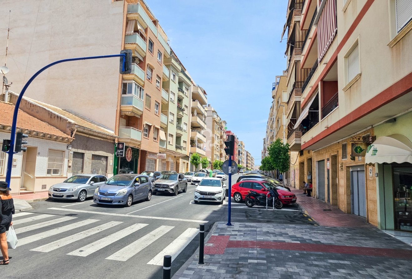 Wiederverkauf - Wohnung -
Torrevieja - Centro