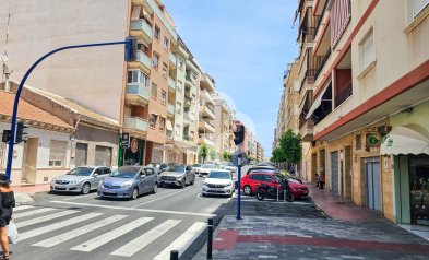 Wiederverkauf - Wohnung -
Torrevieja - Centro
